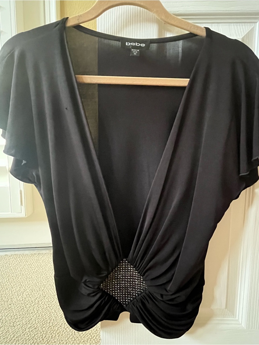 bebe Black V-Neck Short Sleeve Top with Beaded Waist